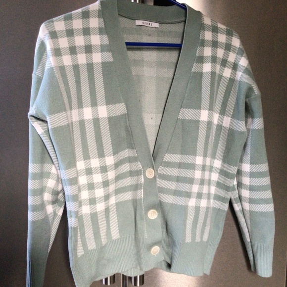 Never worn Cardigan - Picture 1 of 1
